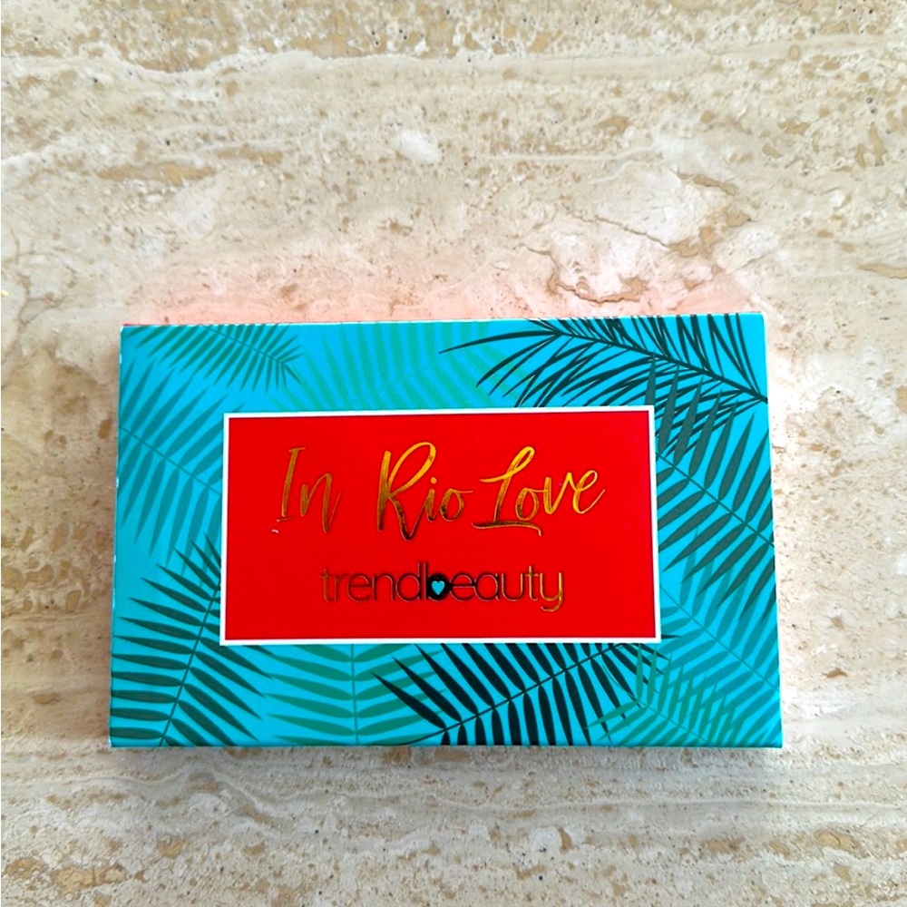 NEW In Rio Love - Trend Beauty Eyeshadow Palette